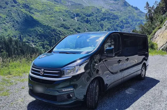 Privater Transfer von Luzern zum Flughafen Zürich: Tür-zu-Tür Service