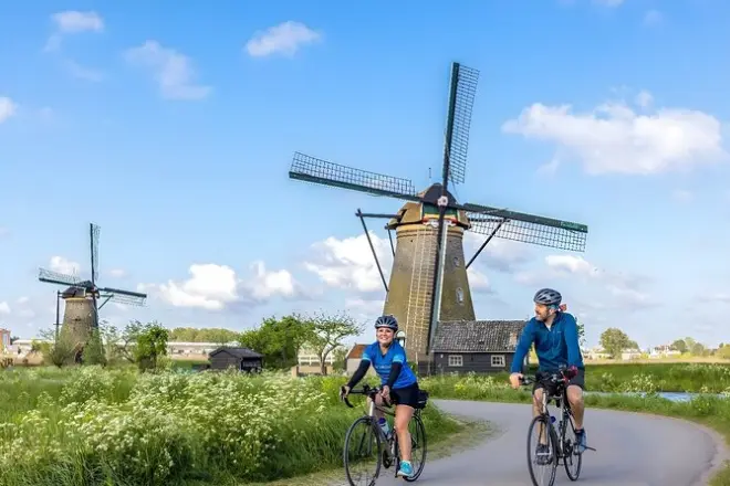 Polders de Rotterdam à vélo : Moulins et campagne à découvrir