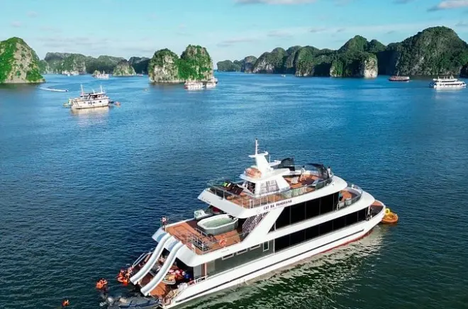 Lan Ha Bay da Cat Ba: Kayak, nuoto e tramonto