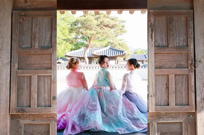 Jeonju Hanok Village Hanbok-Verleih: Über 500 Stile