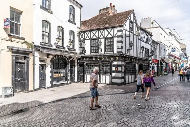 Waterford Stadtführung: Top 10 Highlights mit lokalem Guide