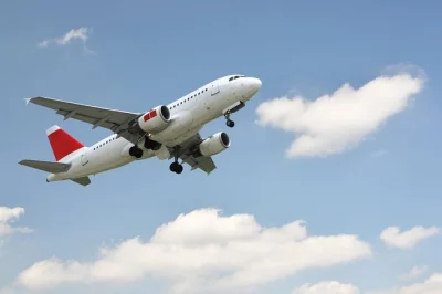 Saia de roma sem estresse com transfer privado para o aeroporto de fiumicino, com pickup no hotel, ajuda com as malas e motorista local que espera por você. reserve agora.