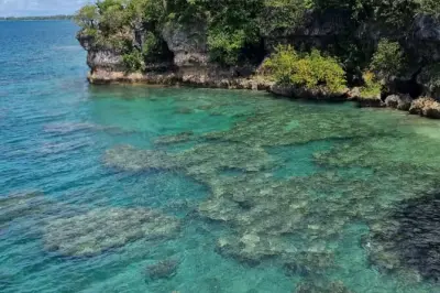 Top Rock Port Vila Snorkeling Tour with Coral Reefs Lunch