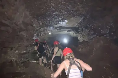 Jomblang Cave tour Yogyakarta: 60m vertical descent
