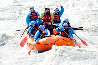 Feel the rush on denali’s nenana river, paddle wild rapids with a local guide, and get river-ready gear plus transport—includes pickup and safe storage.