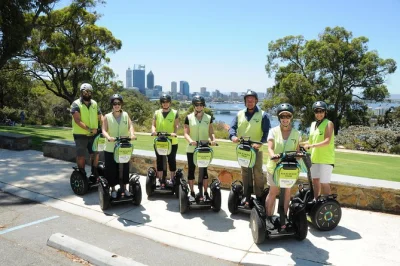 Scivola nel kings park di perth su un segway, da elizabeth quay al boab tree, ammirando lo skyline cittadino con una guida locale. tutto l’equipaggiamento e la formazione inclusi.