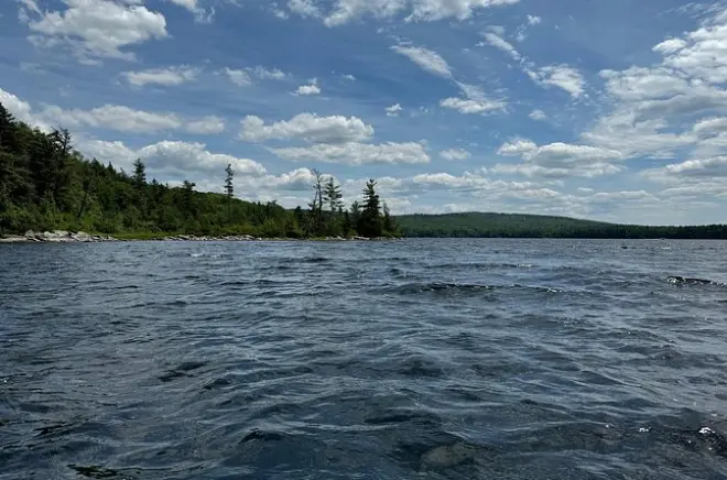 Lake Tarleton Self-Guided Paddle: White Mountains Views