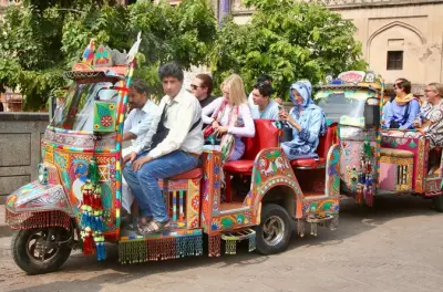 Vieille ville fortifiée de Lahore en rickshaw privé Rangeela