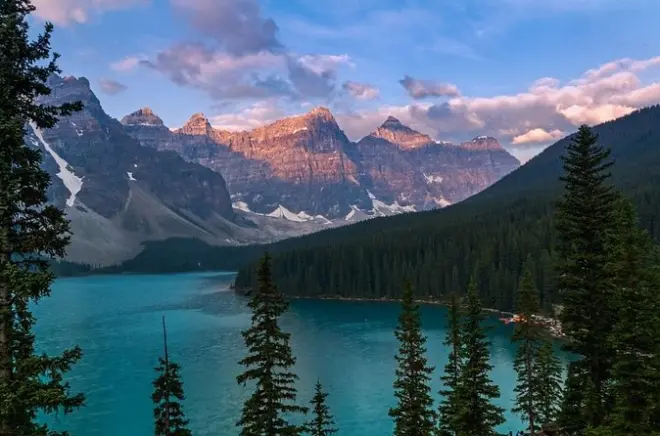 Banff Tour: Lake Louise, Moraine- und Emerald Lakes mit Guide