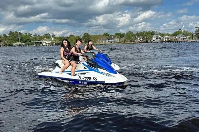 Location de jet ski sur la rivière Ortega à Jacksonville : 1 heure