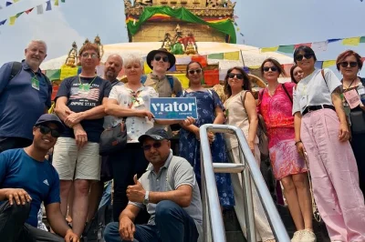 Erlebe kathmandus spirituelles herz mit einer ganztagestour zu pashupatinath, boudhanath, patan durbar square & swayambhunath. inkl. hoteltransfer & mittagessen.