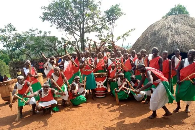 5-day private tour Burundi: 10 top sites from Bujumbura