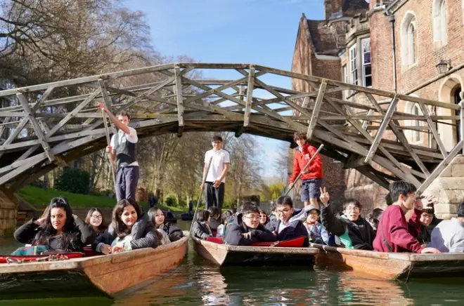 Tour in punt sul fiume Cam a Cambridge: 50 minuti di navigazione