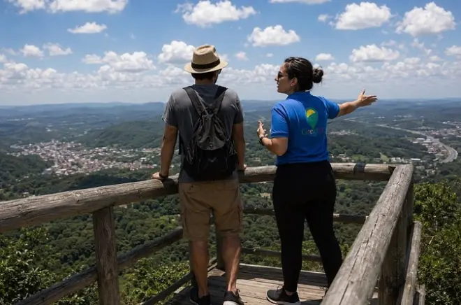 Wanderung im Jaraguá-Park: São Paulos Gipfel mit Regenwaldblick