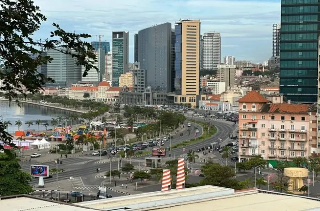 Luanda city tour: Fortress, Mausoleum, Moon Viewpoint