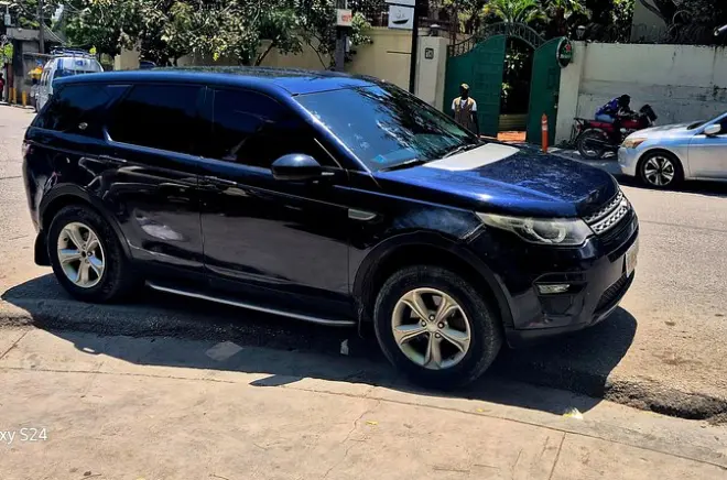Taxi de luxe à Port-au-Prince : Service de chauffeur privé