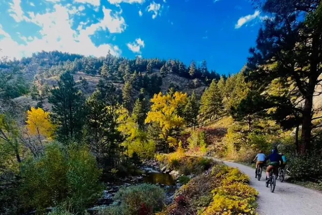 Boulder ed Eldorado Canyon in e-bike: 47 km con gelato