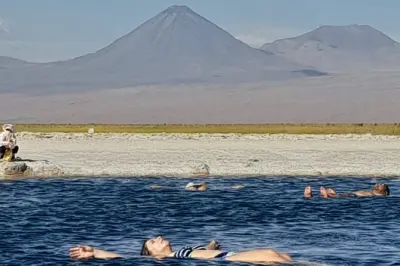 Laguna Cejar : Flotter dans une eau salée turquoise