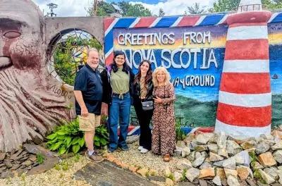 Tour a Peggy's Cove y Lunenburg: Grupo pequeño, 4 paradas