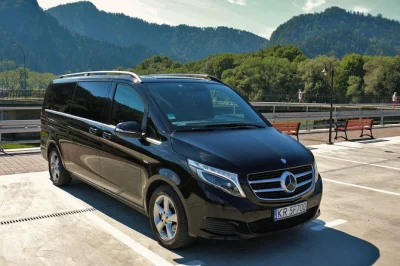 Reserva un traslado privado desde el aeropuerto de cracovia a zakopane. conductor de habla inglesa, encuentro y bienvenida, coche mercedes, llegada al hotel. seguro, rápido y confortable.