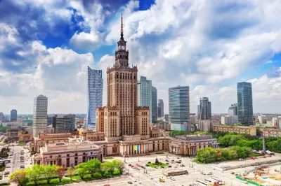 Warsaw Private Tour from Lodz: Old Town & lunch included