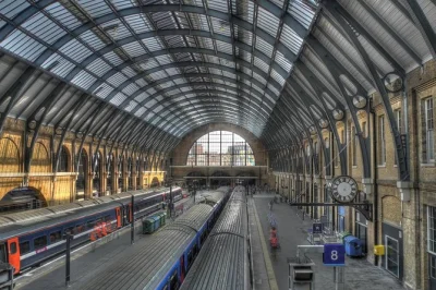 Scopri con una guida locale i veri set dei film di harry potter a londra, da borough market a king’s cross. include cuffie audio e parte vicino a westminster.