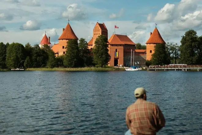 Castillo de Trakai y colina de los ángeles: Historia personal