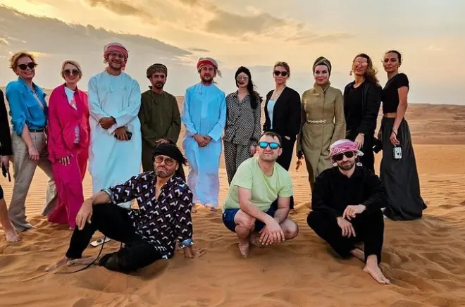 Wahiba Sands & Wadi Bani Khalid tour: Dune drive & swim