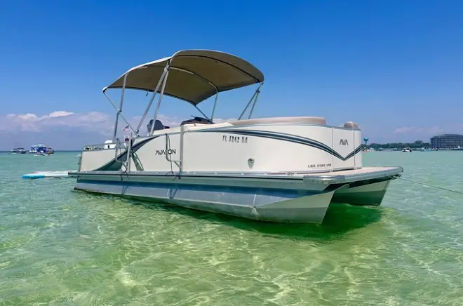 Snorkeling in Destin: Private Pontoon with Equipment