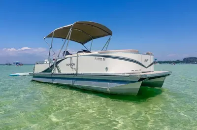 Snorkeling in Destin: Private Pontoon with Equipment