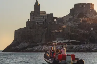 Coucher de soleil en bateau à Portovenere et villages des Cinque Terre