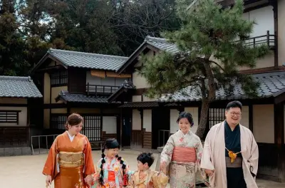 Noleggio kimono a Kanazawa: Indossa e scopri le strade