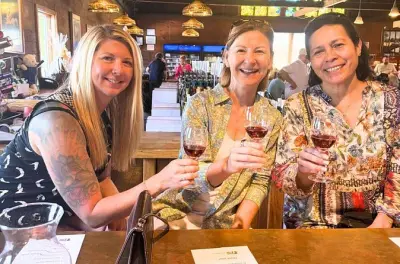 Tour vini Long Island da Hicksville: Degustazioni in 3 vigneti