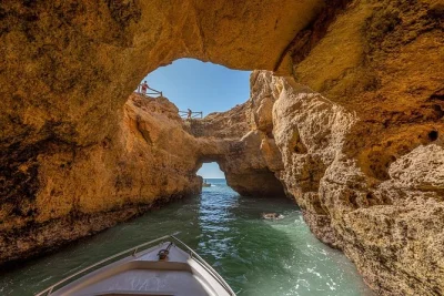 Feel the spray inside benagil cave, swim in algarve’s clear sea, and laugh with your skipper on this private boat tour. includes life jackets and flexible stops.