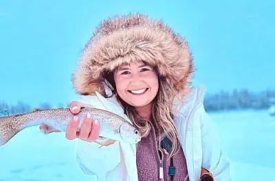 Pêche sur glace à Fairbanks : Expérience pratique de 3 heures
