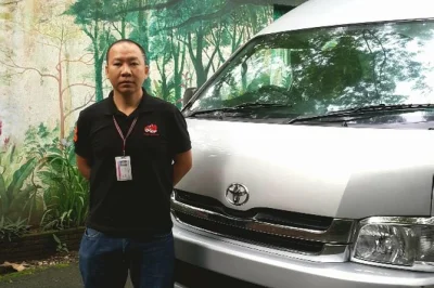 Chiang mai, wat doi suthep e santuario degli elefanti: scopri la città con un autista locale in inglese. pickup in hotel e itinerario flessibile a tuo ritmo.