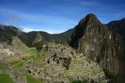 Scopri il perù in 8 giorni tra lima, cusco e machu picchu. hotel, visite guidate, biglietti del treno e colazione inclusi.