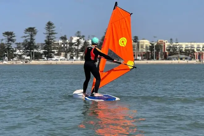 Windsurfen in Essaouira mit kleinem Team und Profi-Lehrer