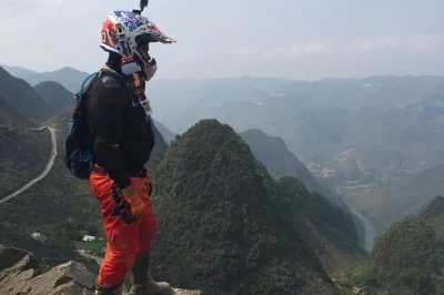 Vietnam entdecken auf der legendären ho-chi-minh-route: 12 tage geführte motorradtour mit einzigartigen strecken, regionalem essen und profi-support.