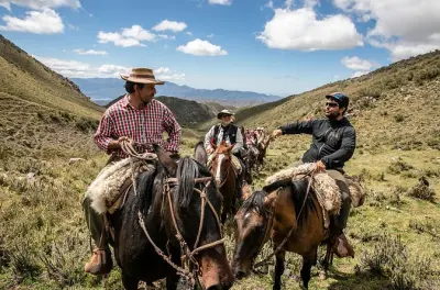 Cavalgada nos Andes: Rancho gaucho e asado tradicional