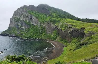 Jeju Tagestour: UNESCO-Stätten & Vulkanische Sehenswürdigkeiten