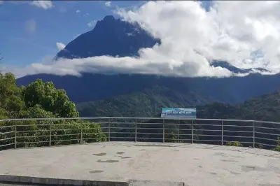 Parc Kinabalu et sources chaudes de Poring depuis Kota Kinabalu