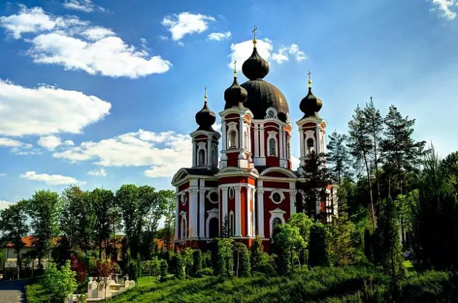 Curchi, Old Orhei & Cricova Tour: 3 Sites in One Day