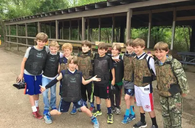 Paintball em Memphis: Pacote de aluguel low impact