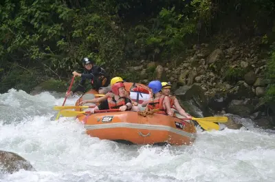 Rafting Jondachi & Hollin Class IV: 37 km Amazon run