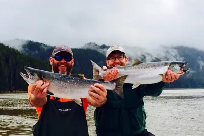 Pêche privée à Sitka : Capture et remise à l'eau dans Sitka Sound
