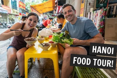 Probieren sie auf einer geführten tour durch das old quarter von hanoi die besten street-food-gerichte. kosten sie lokale speisen, eierkaffee und entdecken sie vietnamesische kultur mit experten.