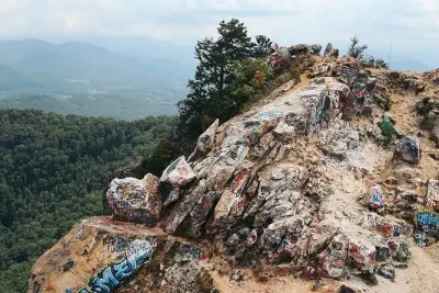 Bell Mountain en Slingshot en liberté : Roulez à votre rythme