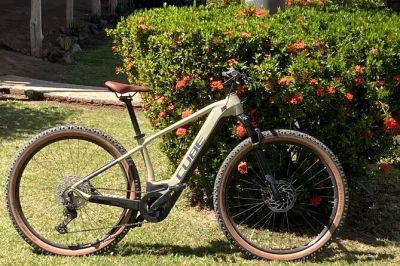 Scopri playas del coco con un noleggio moto di 24 ore, casco, lucchetto e assistenza completa. esplora le colline di guanacaste al tuo ritmo, con tutti gli strumenti inclusi.