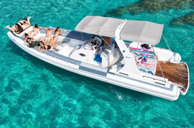 Snorkel en Cerdeña: Barco privado, cuatro islas, sin multitudes
